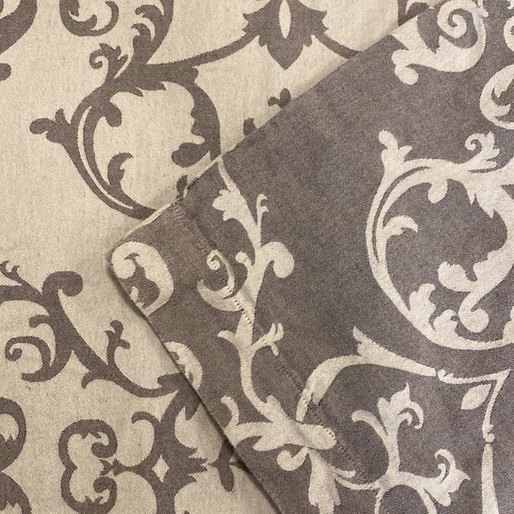 Villa Linen Cotton Damask Duvet Cover - Picture 4 of 7